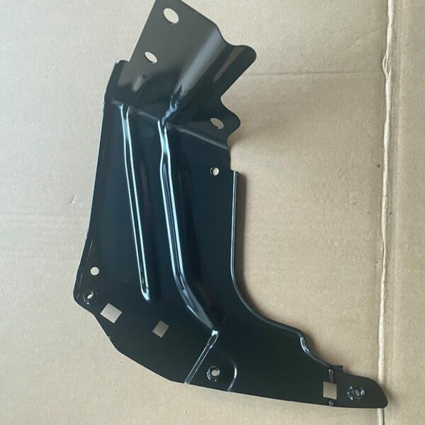 4CG 821 136 Fender Iron Bracket Right - Suitable for Audi Q6 - Image 2