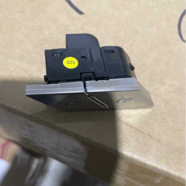 4KG959766 3Q7, 4KG959766 Rear Seat Adjustment Switch - Suitable for Audi A7L