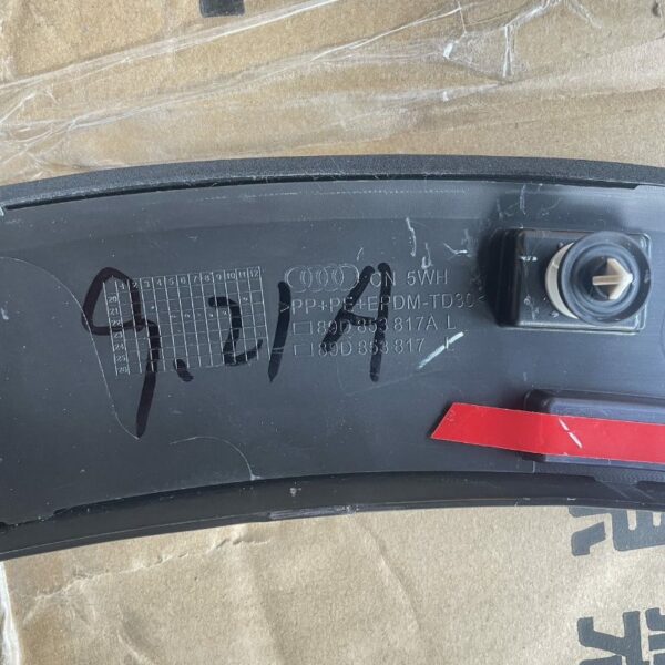 89D 853 817A Y9B, 89D 853 818A Y9B Fender RH Black - Suitable for Audi Q5e tron - Image 3