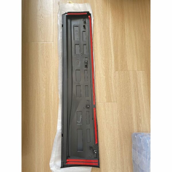 89D853969AY9B Door Panel (Brilliant Black) - Suitable for Audi Q5e tron - Image 2