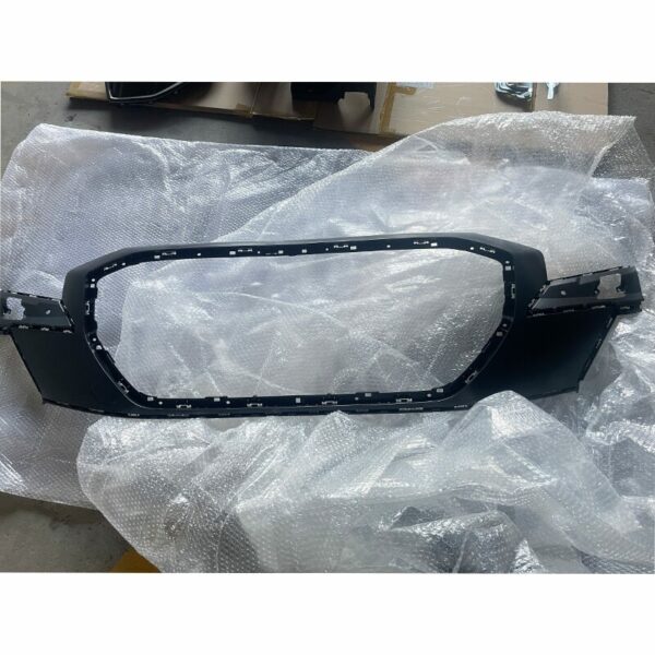 89G807725GRU center mesh cover for Audi Q4e tron - Image 2